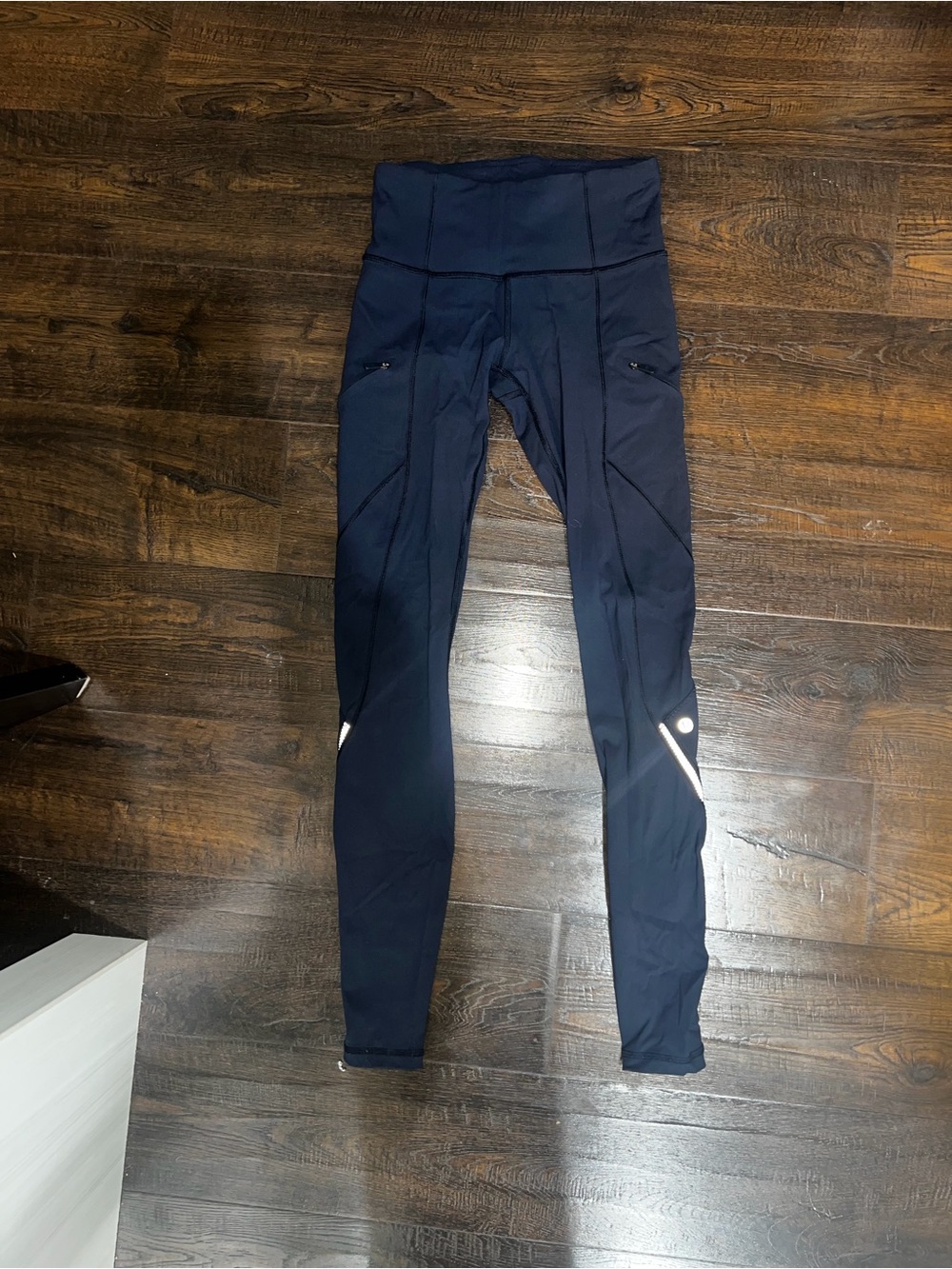 Lululemon High-Waist Navy Active Leggings with Reflective Accents